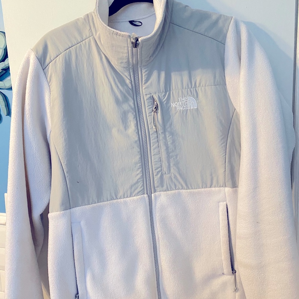 Woman’s North Face Fleece
